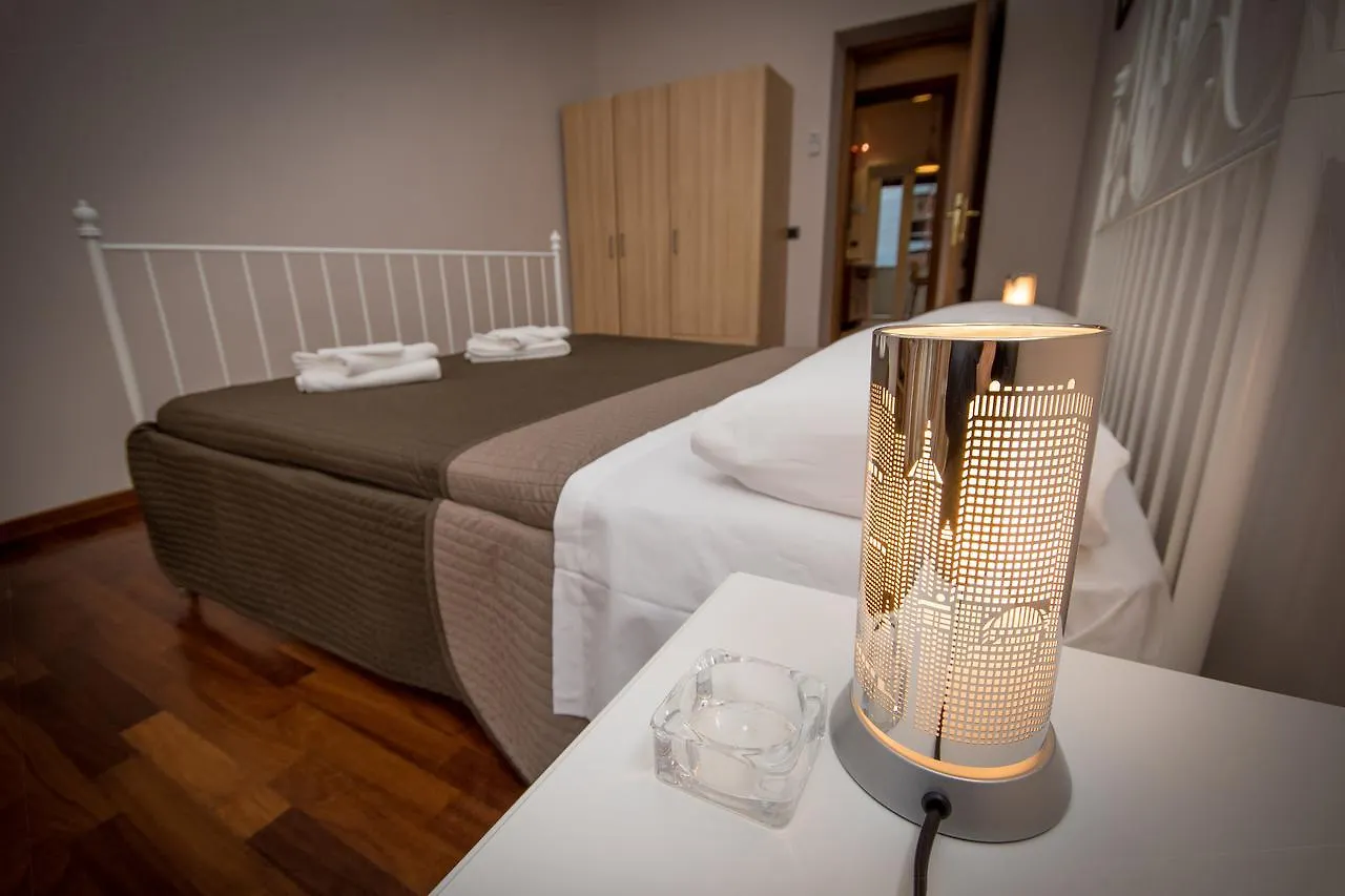 Elettra Luxury Home Rome